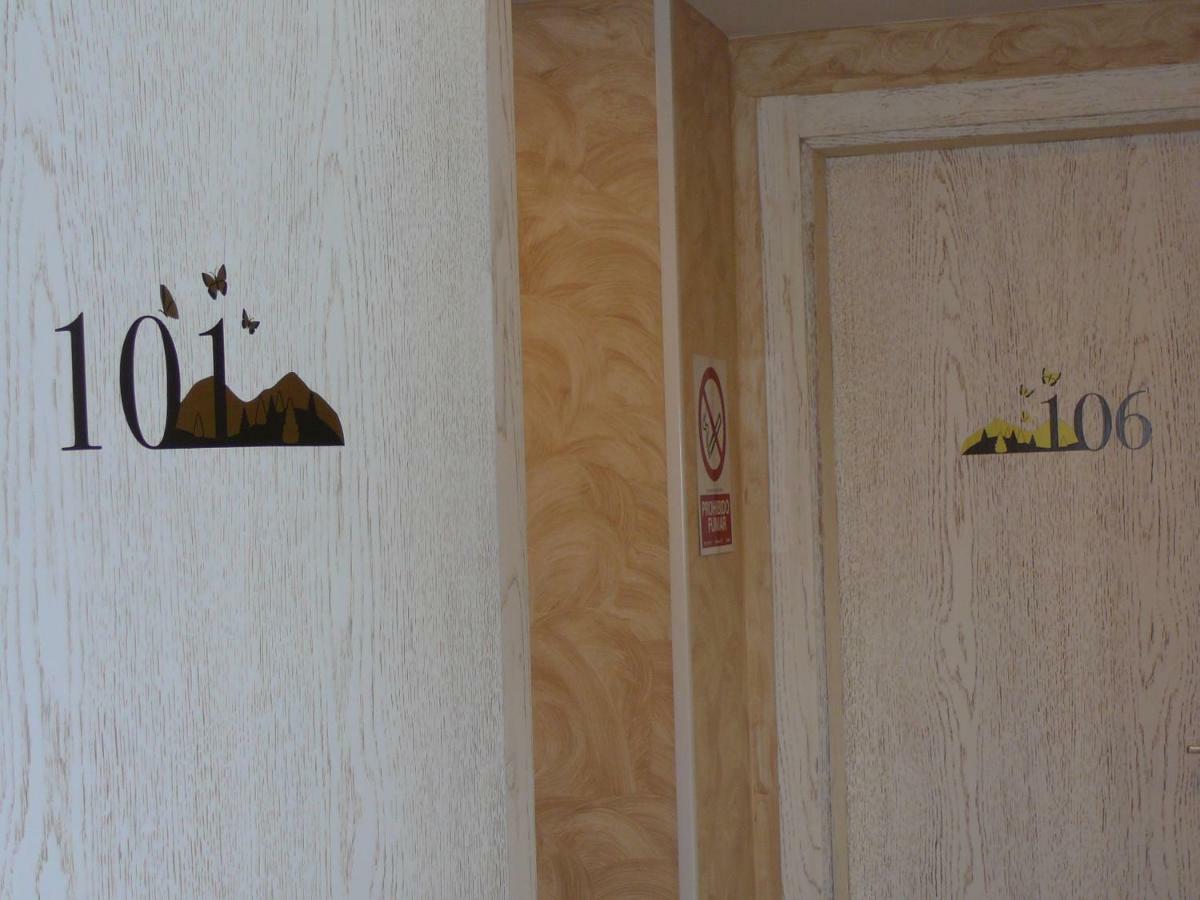 Hotel El Pinar Villapedre المظهر الخارجي الصورة